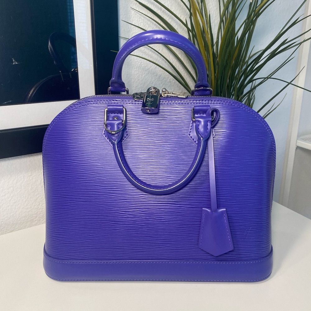 Louis Vuitton Alma PM EPI Leather COA/Original Receipt
